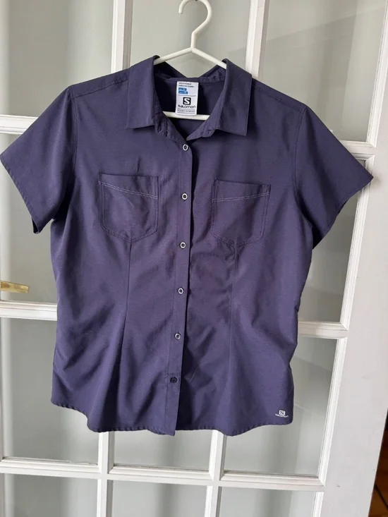 Salomon Women's Navy Blue Hiking Shirt XL  Excellent Condition - Performance Tee - Picture 3 of 8